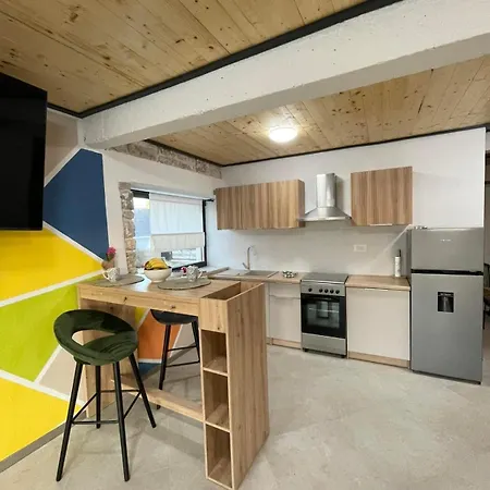Prázdninový dům House With Pool Poli Stare Nuoni *
